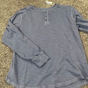 Old Navy tee